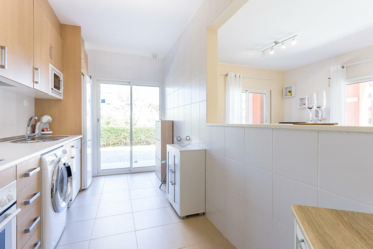 Tropical Beach Apartment Litoralmar Portimao Exterior photo