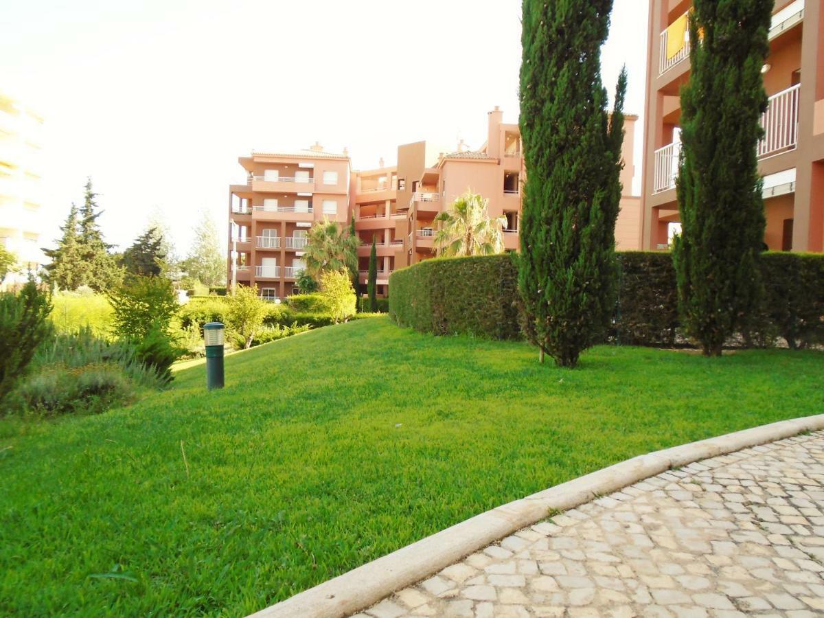 Tropical Beach Apartment Litoralmar Portimao Exterior photo
